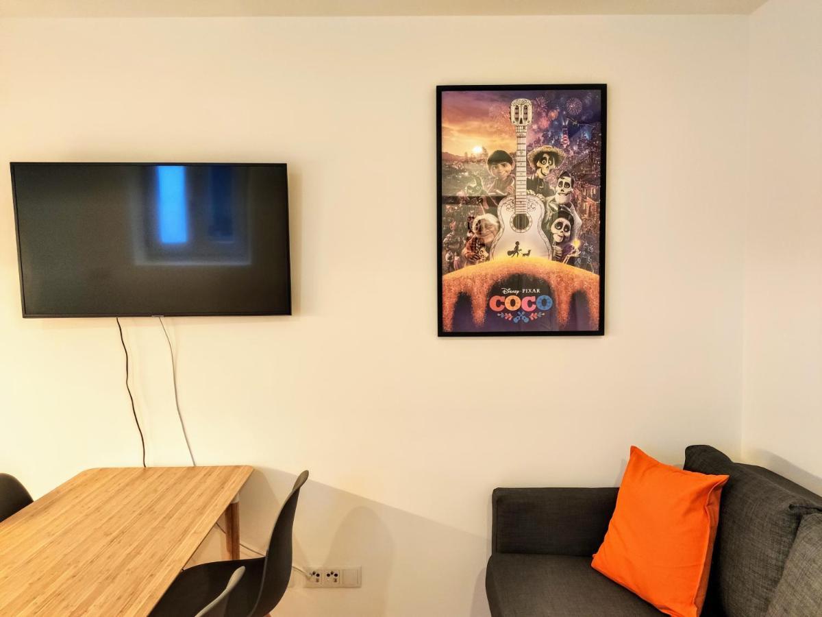 Bombarda Cinema Apartments Porto Exteriér fotografie