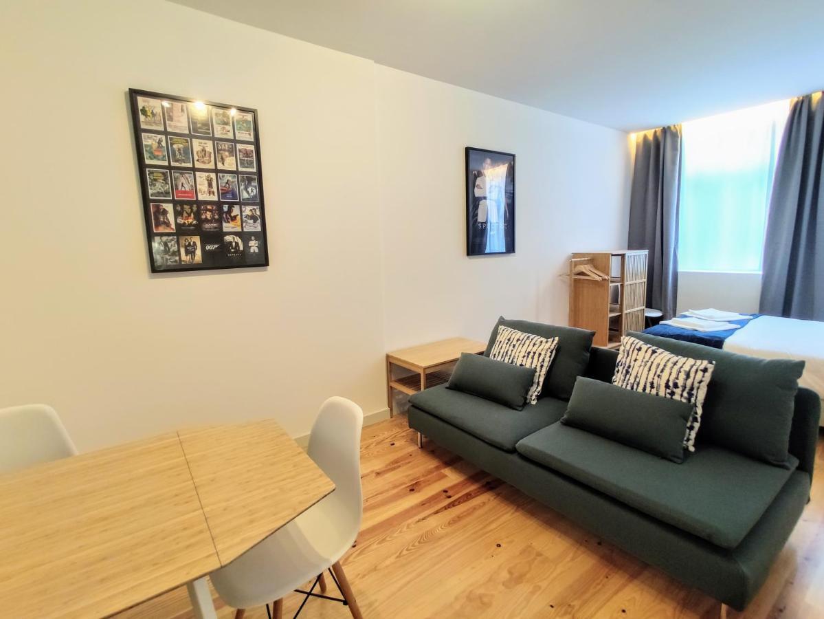 Bombarda Cinema Apartments Porto Exteriér fotografie