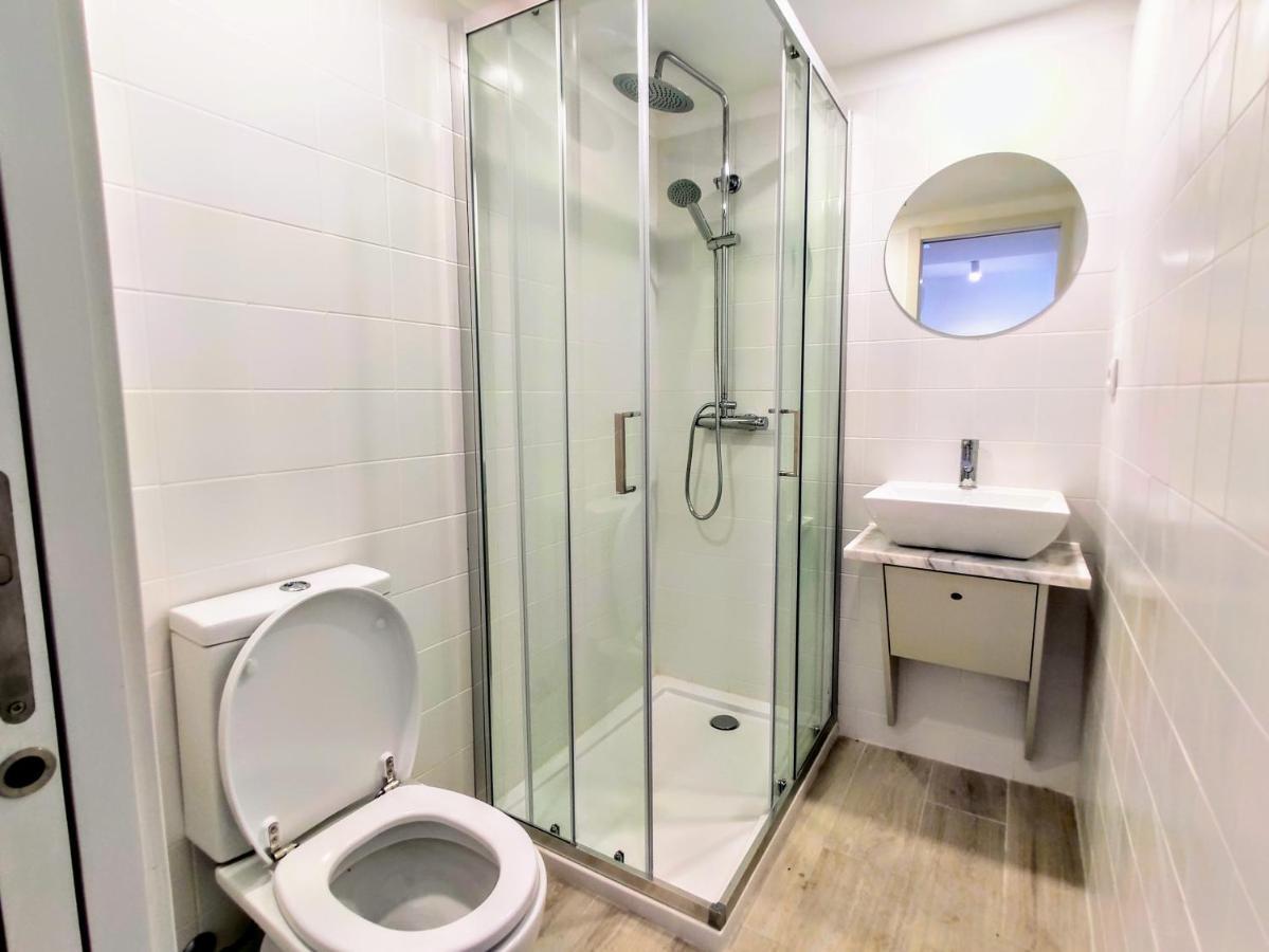 Bombarda Cinema Apartments Porto Exteriér fotografie
